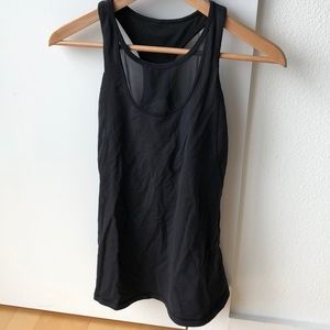 Lululemon top